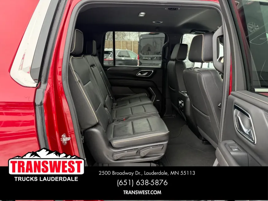 2024 GMC Yukon XL SLT | Photo 18 of 22