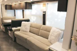 2023 Emerald Prevost H3-45 Triple Slide | Thumbnail Photo 7 of 22