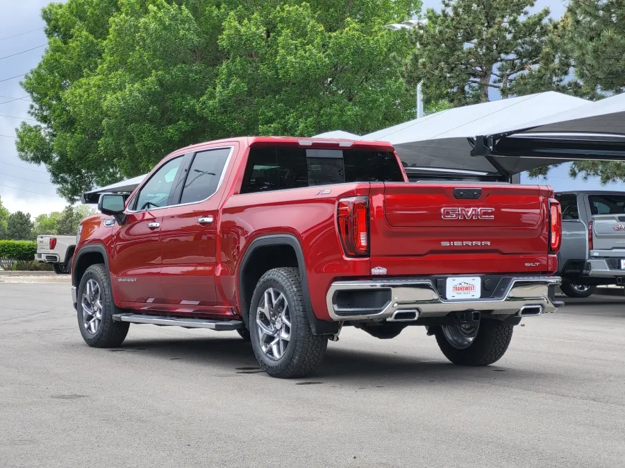 2026 GMC Sierra 1500 SLT | Photo 4 of 26