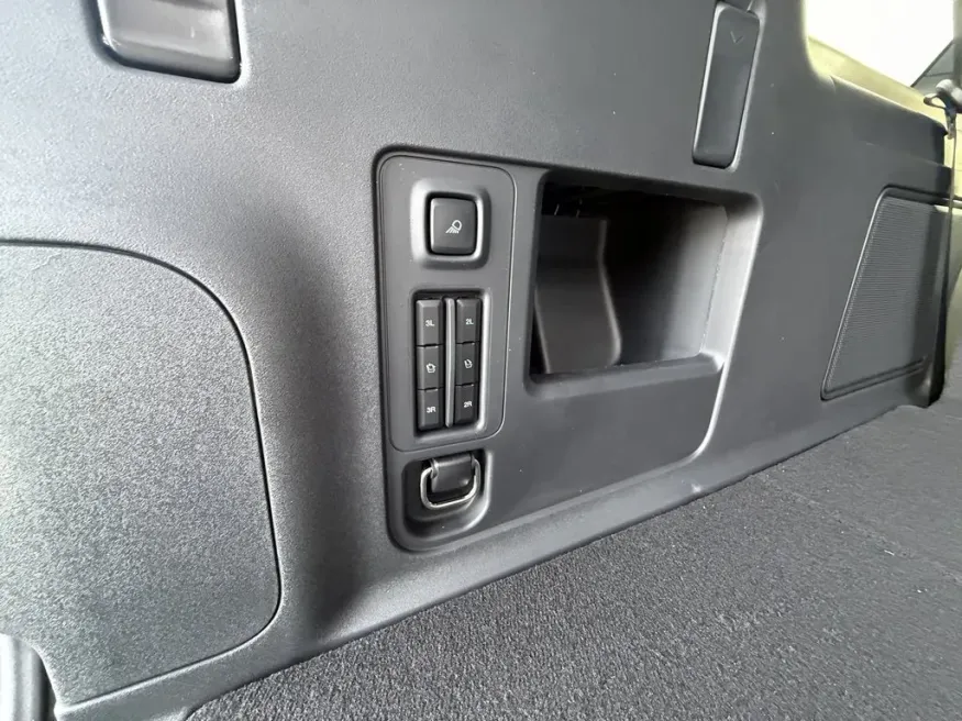 2025 Ford Expedition Max | Photo 11 of 34