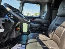 2022 Peterbilt 389 | Thumbnail Photo 10 of 23