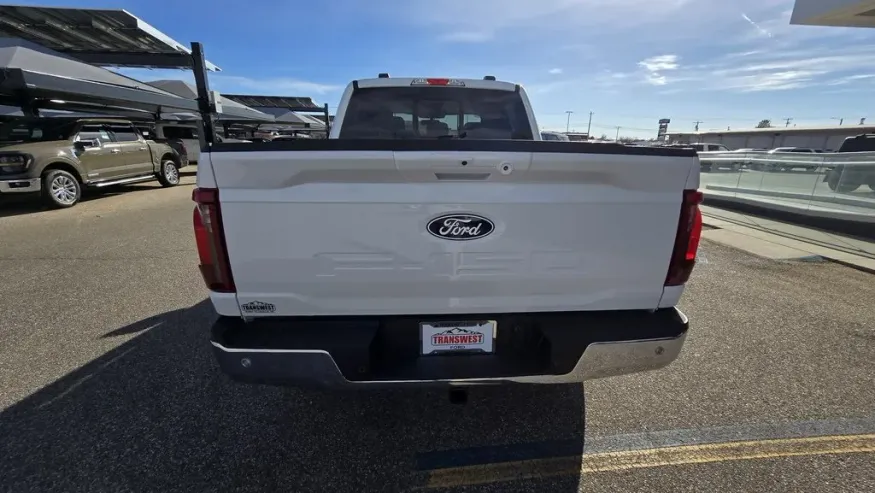 2025 Ford F-150 | Photo 14 of 42