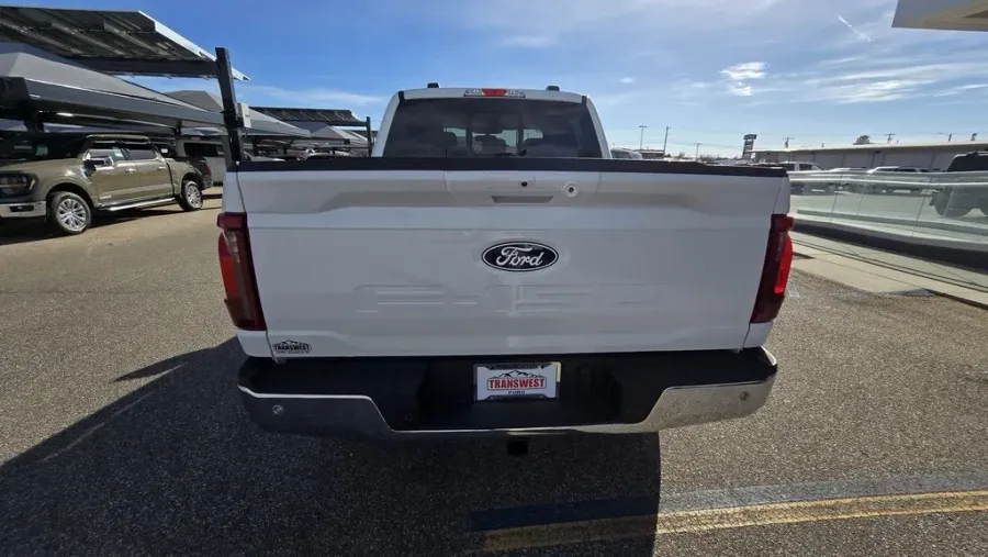 2025 Ford F-150 | Photo 14 of 42