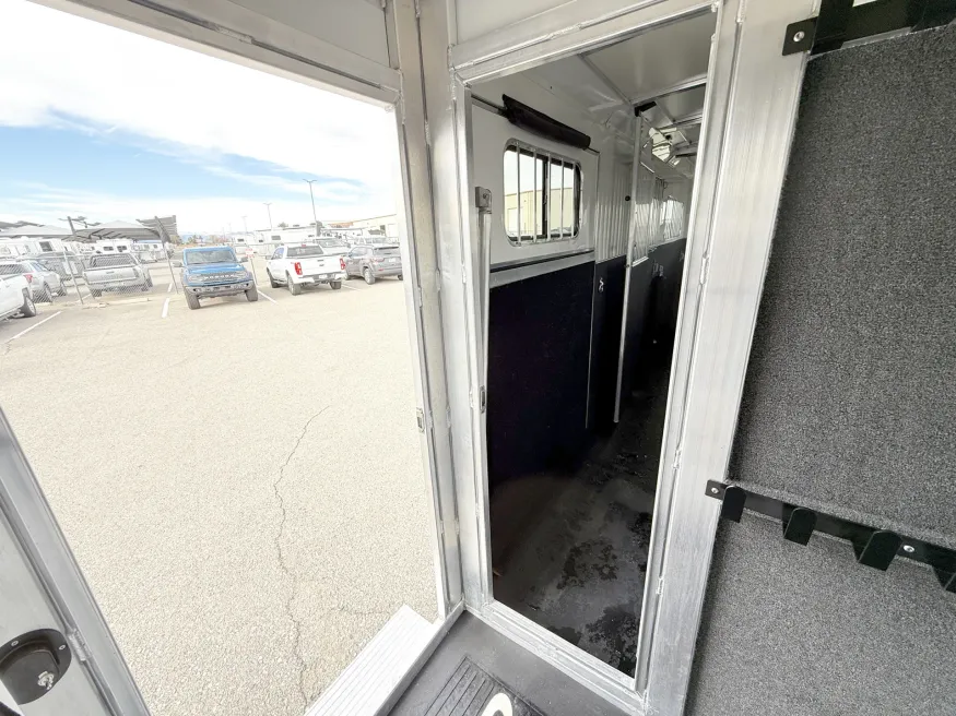 2026 Cimarron Norstar Warmblood 2 + 1 | Photo 8 of 21