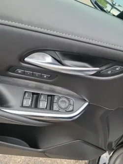 2024 Cadillac XT4 AWD Premium Luxury | Thumbnail Photo 12 of 19