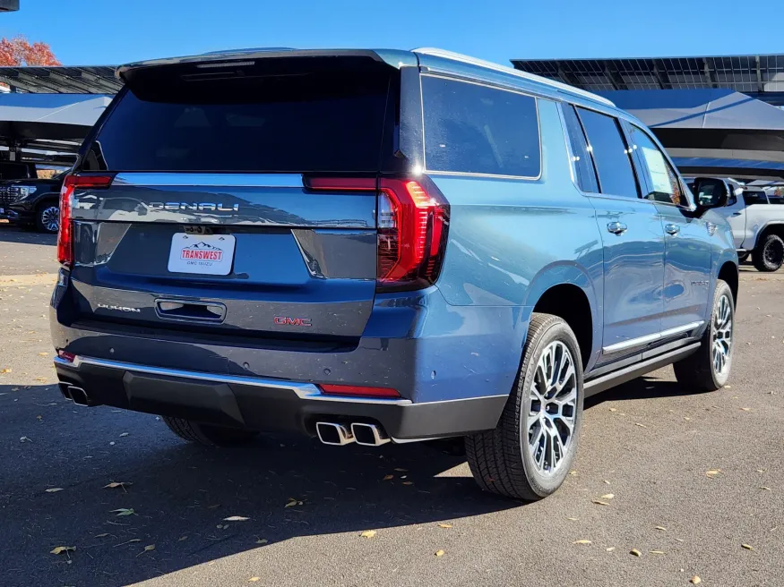 2026 GMC Yukon XL Denali | Photo 2 of 30