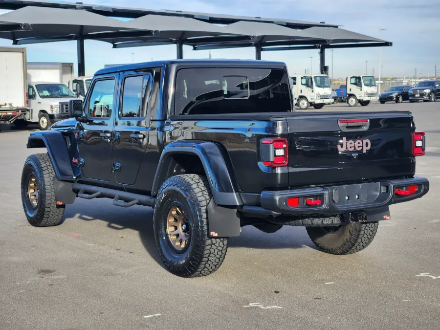 2020 Jeep Gladiator Rubicon | Photo 3 of 25