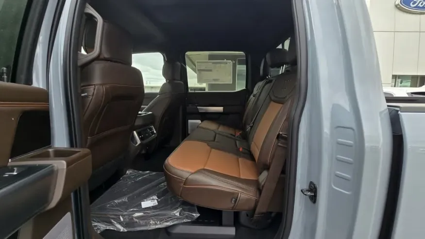 2026 Ford Super Duty F-250 | Photo 41 of 43