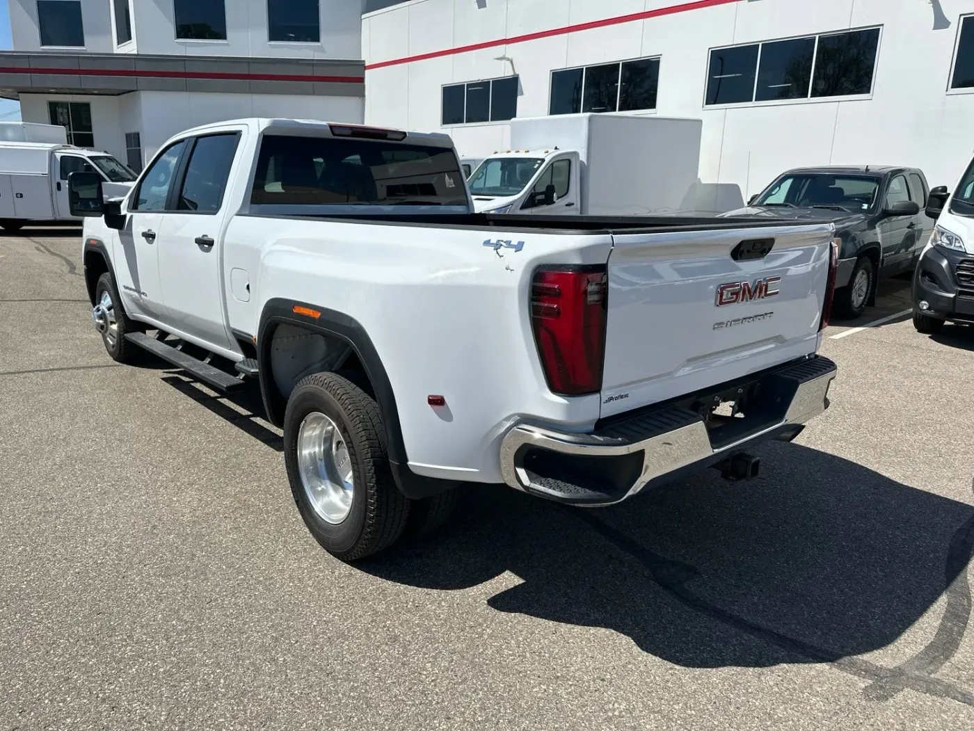 2025 GMC Sierra 3500HD Pro | Photo 2 of 16