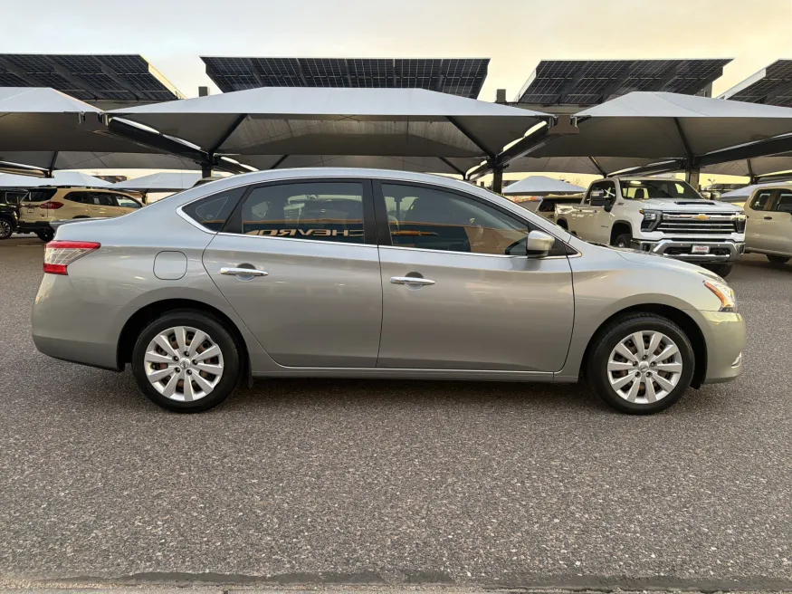 2014 Nissan Sentra FE+ SV | Photo 5 of 18