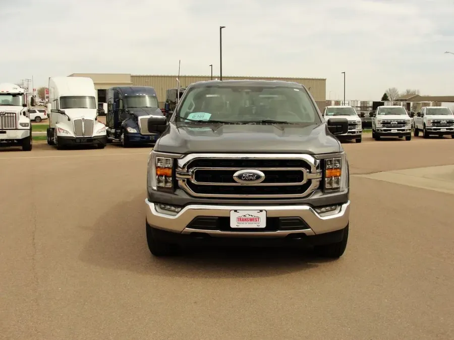 2022 Ford F-150 XLT | Photo 14 of 28