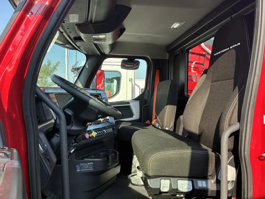 2026 Western Star 47X | Photo 6 of 9