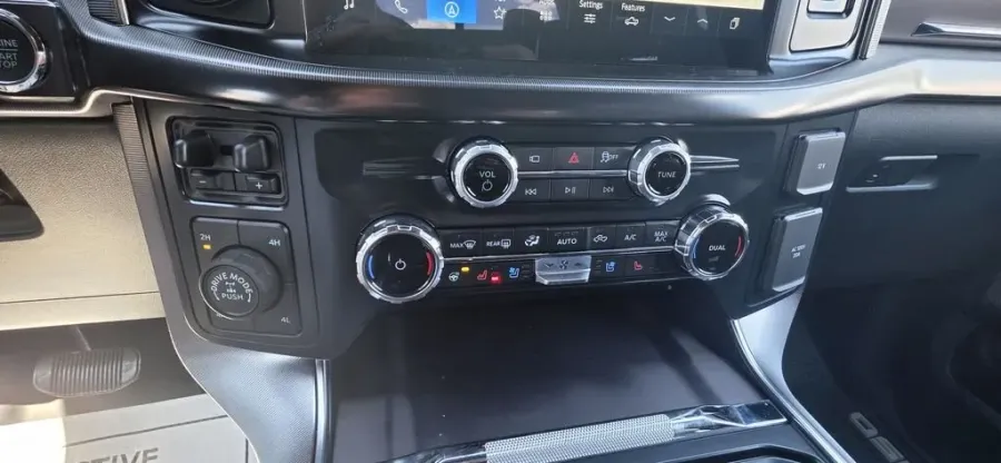 2026 Ford F-150 | Photo 27 of 35