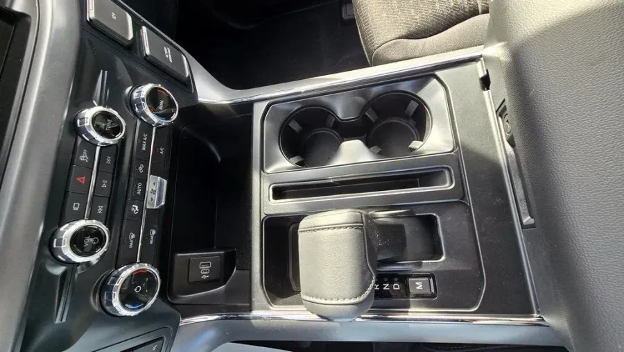2026 Ford F-150 | Photo 22 of 28
