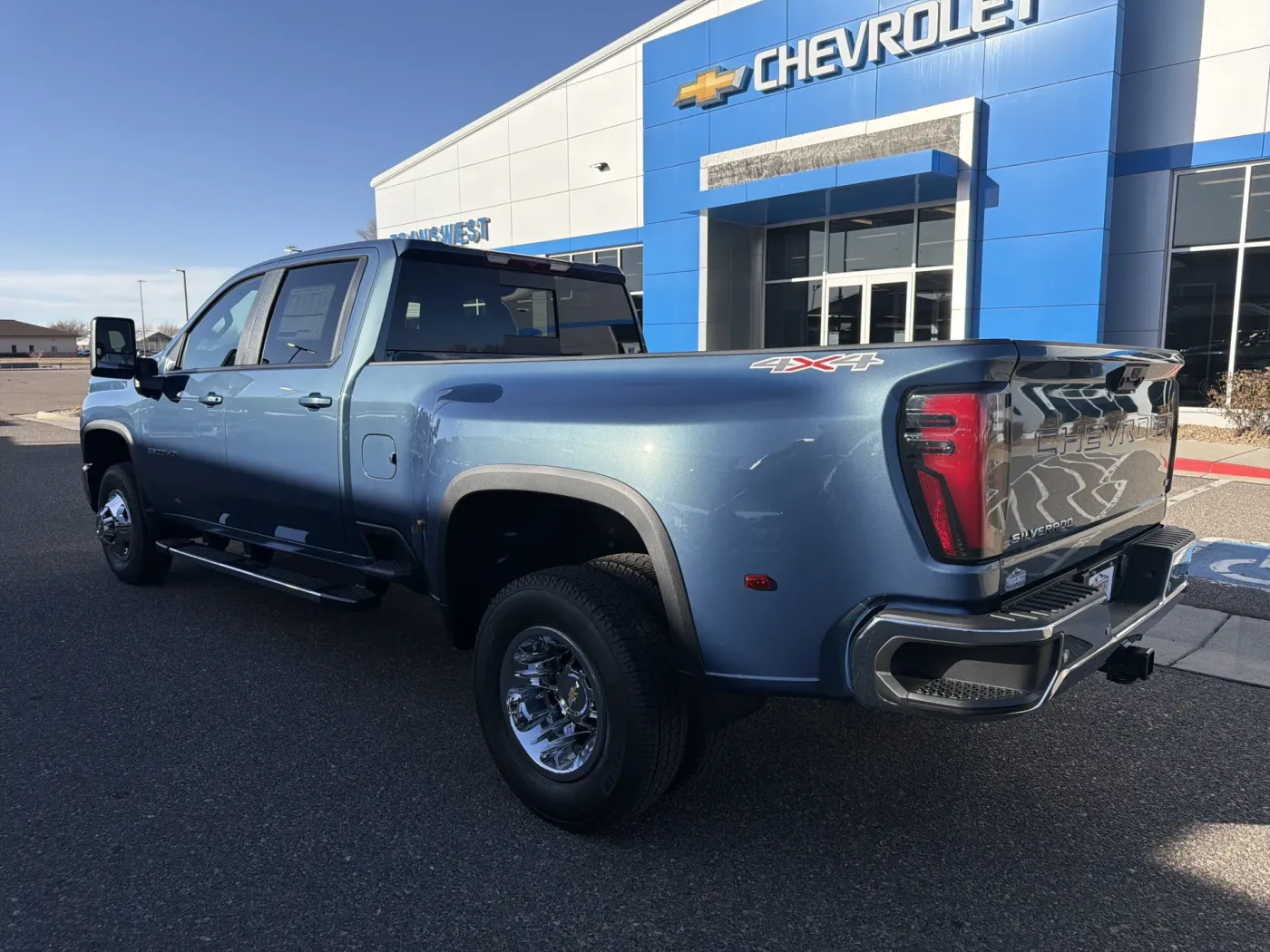 2026 Chevrolet Silverado 3500HD LT | Photo 2 of 19