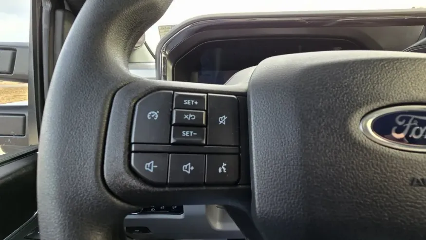 2026 Ford Super Duty F-250 | Photo 27 of 41