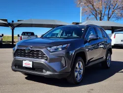 2025 Toyota RAV4 Hybrid XLE | Thumbnail Photo 3 of 30