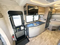 2019 Winnebago Navion 24J | Thumbnail Photo 7 of 24