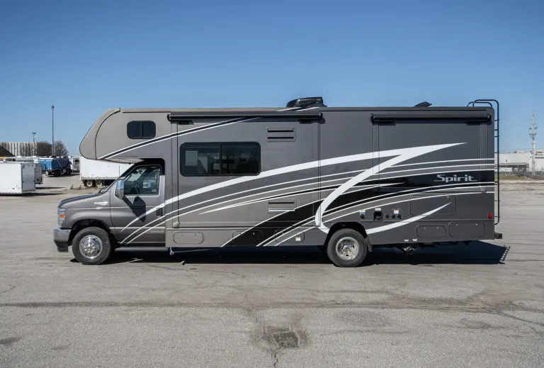 2025 Winnebago Spirit 26T