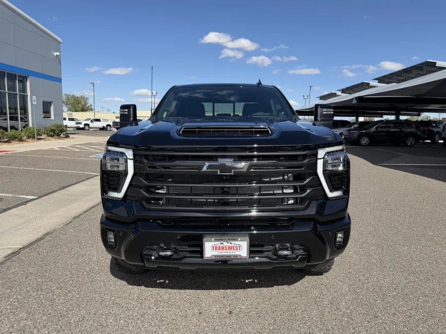 2026 Chevrolet Silverado 3500HD High Country | Photo 7 of 22