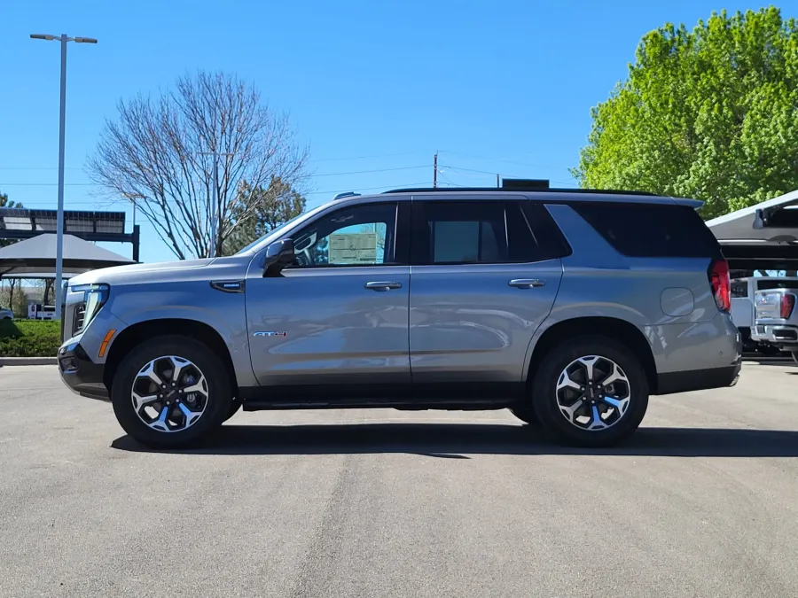 2026 GMC Yukon AT4 | Photo 3 of 25