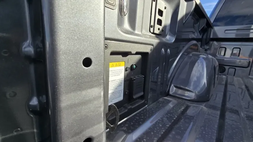 2025 Ford F-150 | Photo 9 of 31