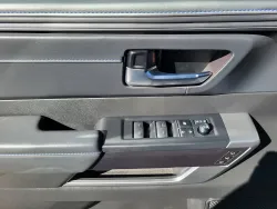 2024 Toyota Tundra 4WD Platinum | Thumbnail Photo 17 of 24