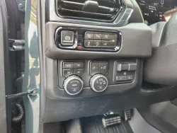 2026 GMC Yukon AT4 Ultimate | Thumbnail Photo 6 of 33