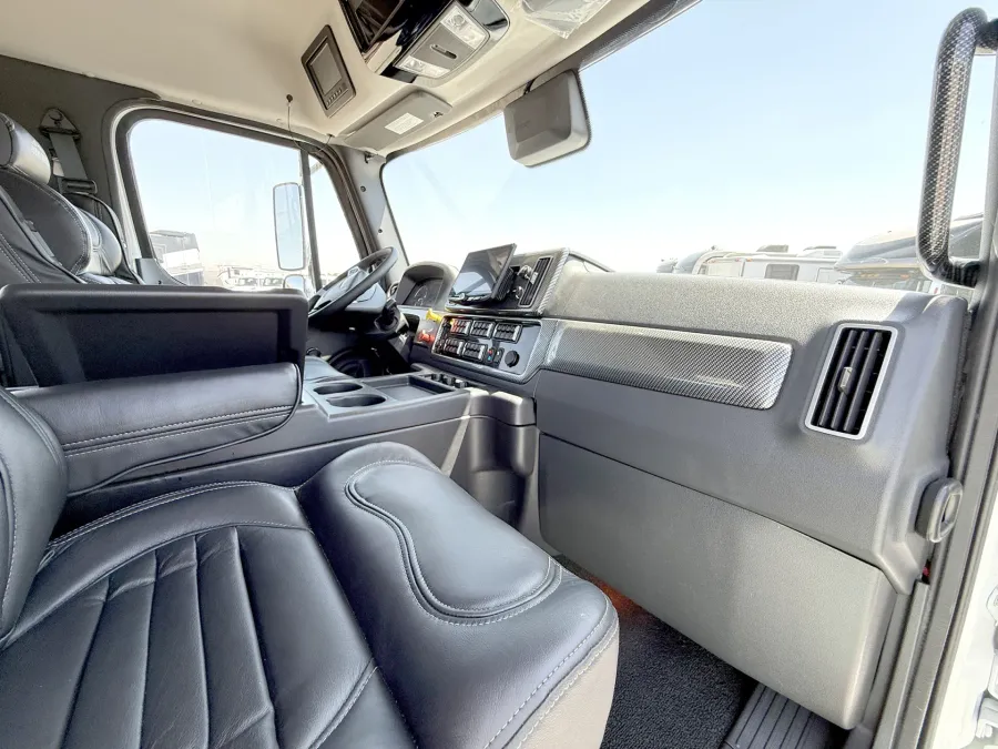 2026 Freightliner M2 112 SUMMIT HAULER | Photo 24 of 25