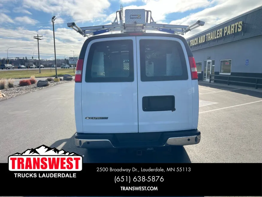2018 Chevrolet Express 3500 Work Van | Photo 10 of 19