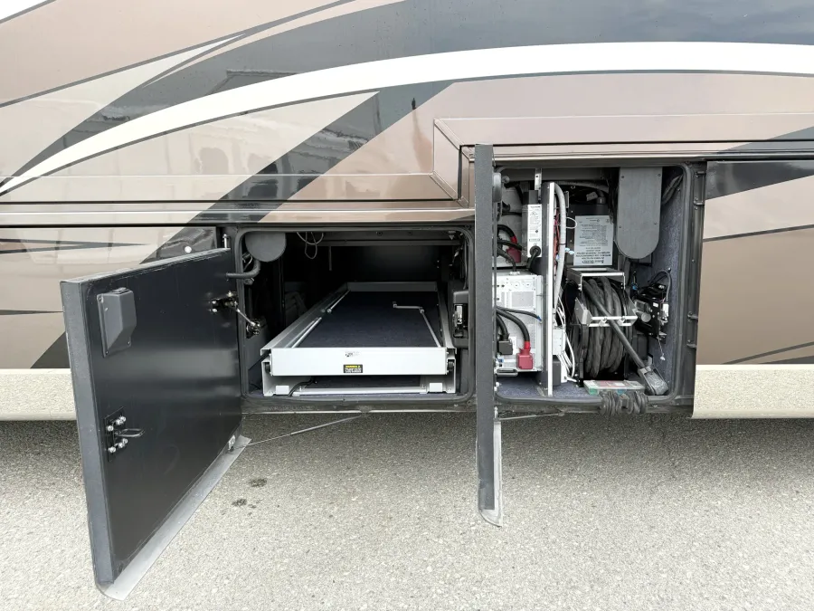 2018 Newmar King Aire 4553 | Photo 32 of 33