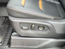 2026 GMC Sierra 1500 AT4 | Thumbnail Photo 17 of 23