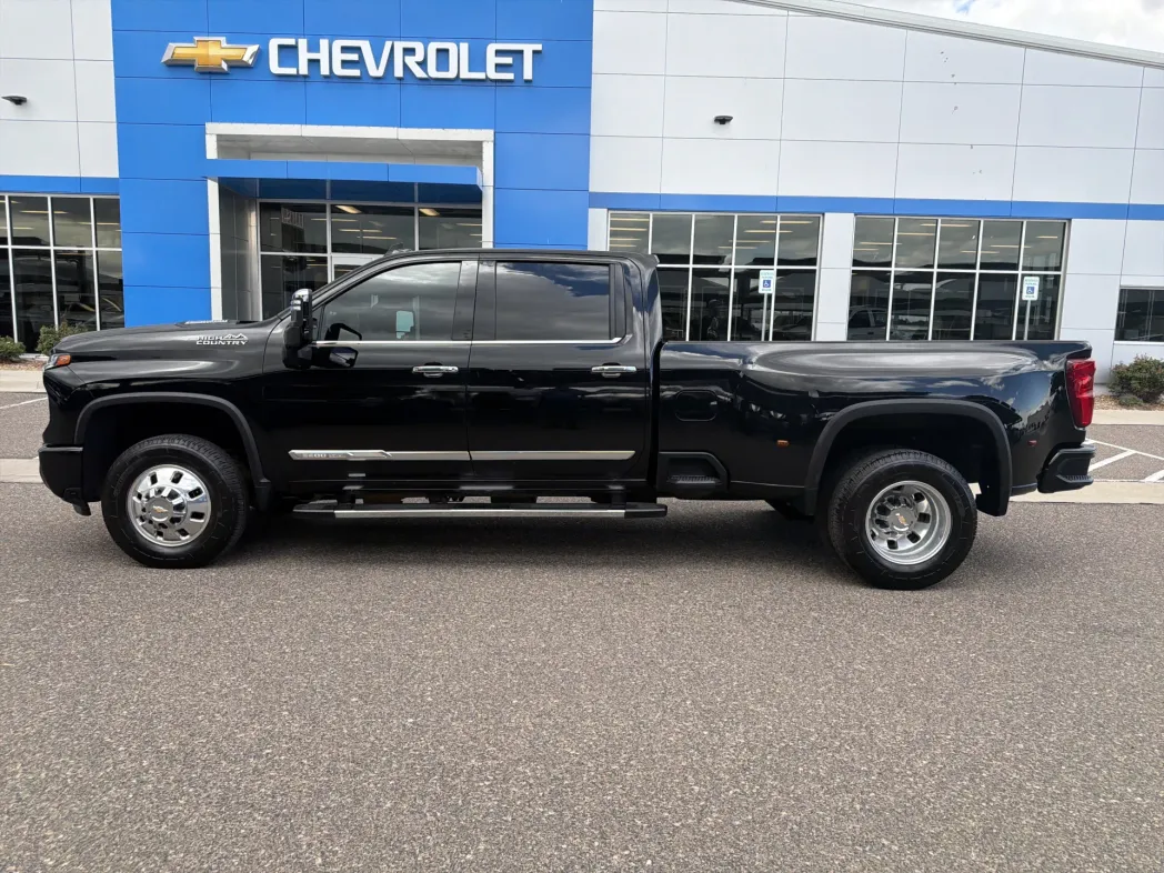 2024 Chevrolet Silverado 3500HD High Country 