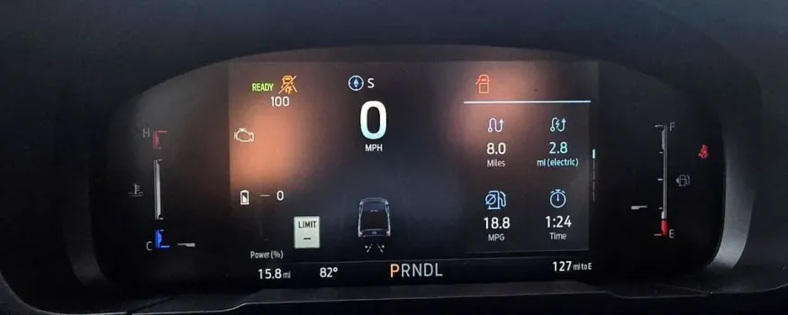 2026 Ford Maverick | Photo 18 of 29