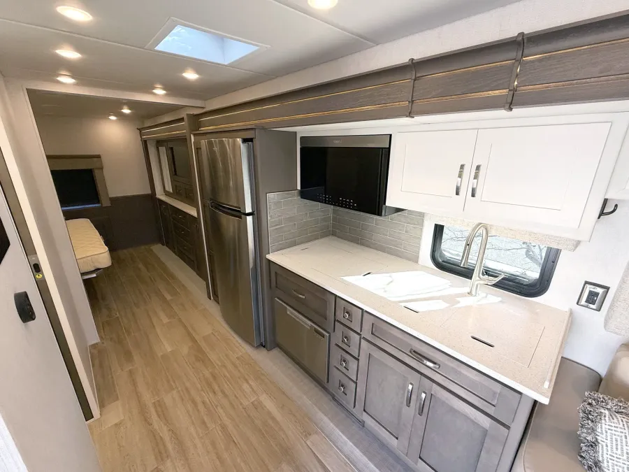 2026 Newmar Grand Star 3444 | Photo 8 of 17