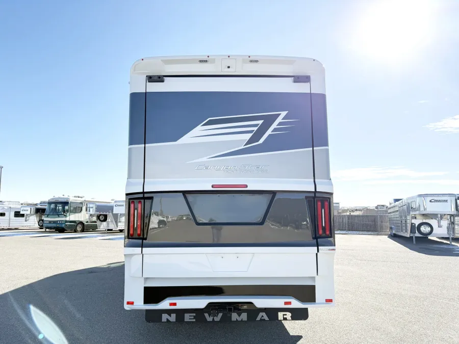 2026 Newmar Canyon Star 3947 | Photo 23 of 33