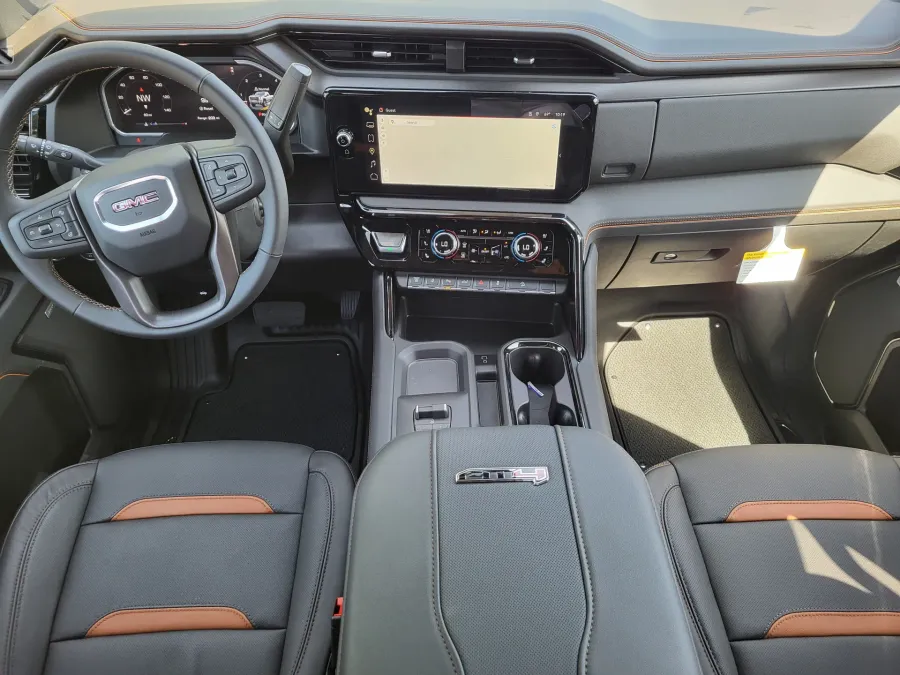 2026 GMC Sierra 2500HD AT4 | Photo 21 of 25