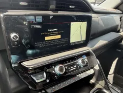 2023 GMC Sierra 1500 AT4 | Thumbnail Photo 17 of 21