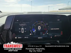 2025 Chevrolet Suburban Z71 | Thumbnail Photo 25 of 32