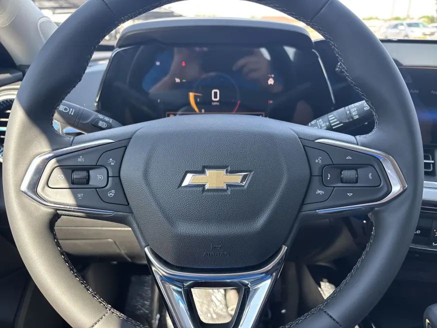 2025 Chevrolet Trax LT | Photo 18 of 20