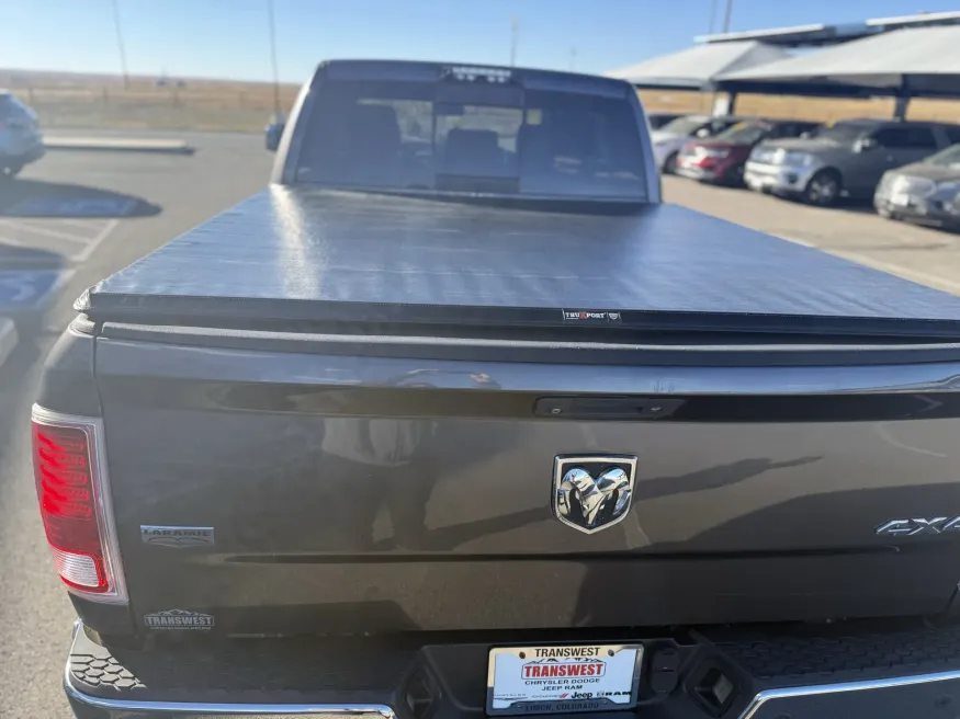 2014 RAM 3500 Laramie | Photo 7 of 17