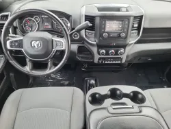 2024 RAM 3500 Chassis Cab SLT | Thumbnail Photo 18 of 22