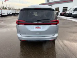 2024 Chrysler Pacifica | Thumbnail Photo 3 of 24