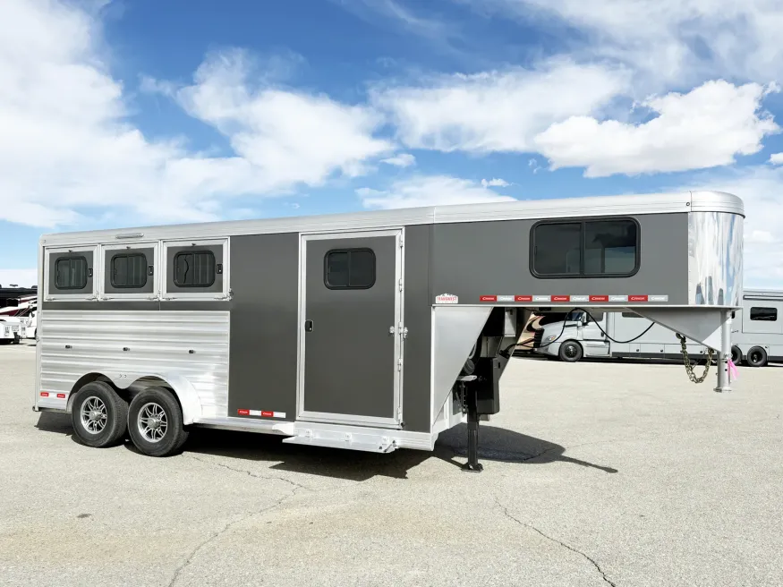 2024 Cimarron Norstar 3HGN | Photo 1 of 17