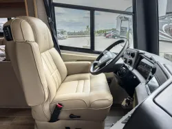 2022 Tiffin Allegro Red 33AA | Thumbnail Photo 11 of 40