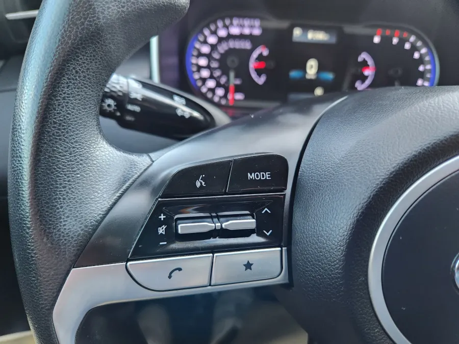 2022 Hyundai Tucson SE | Photo 14 of 20