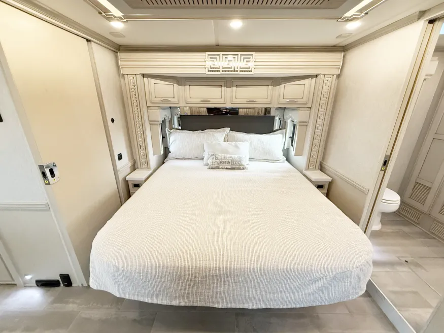 2023 Newmar Ventana 4326 | Photo 18 of 34