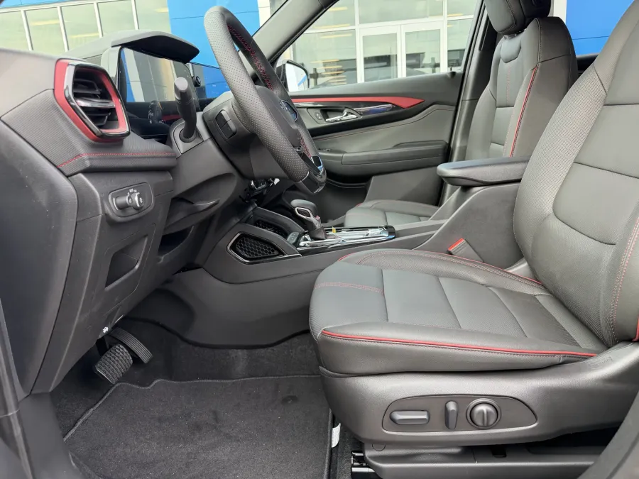 2026 Chevrolet Trailblazer RS | Photo 14 of 21