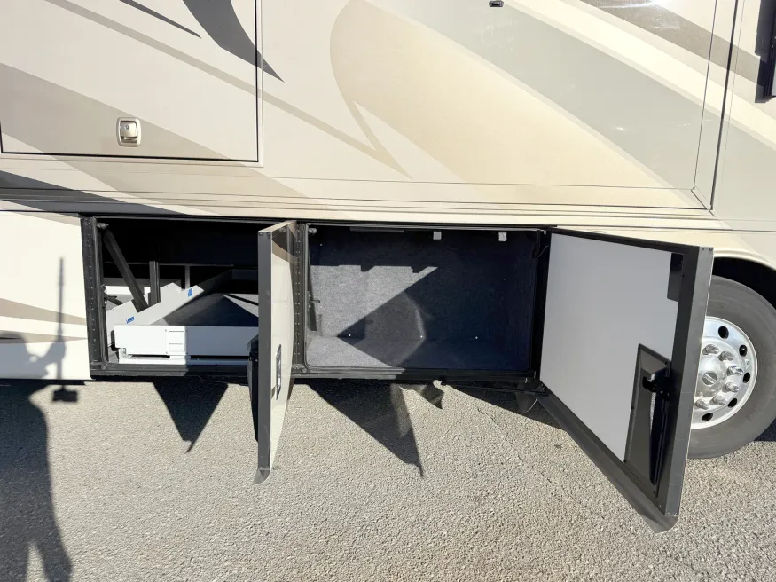 2019 Newmar Ventana 4037 | Photo 25 of 31