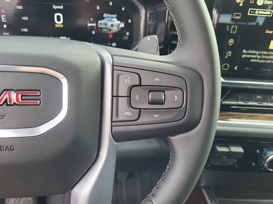 2026 GMC Sierra 1500 Elevation | Photo 12 of 23